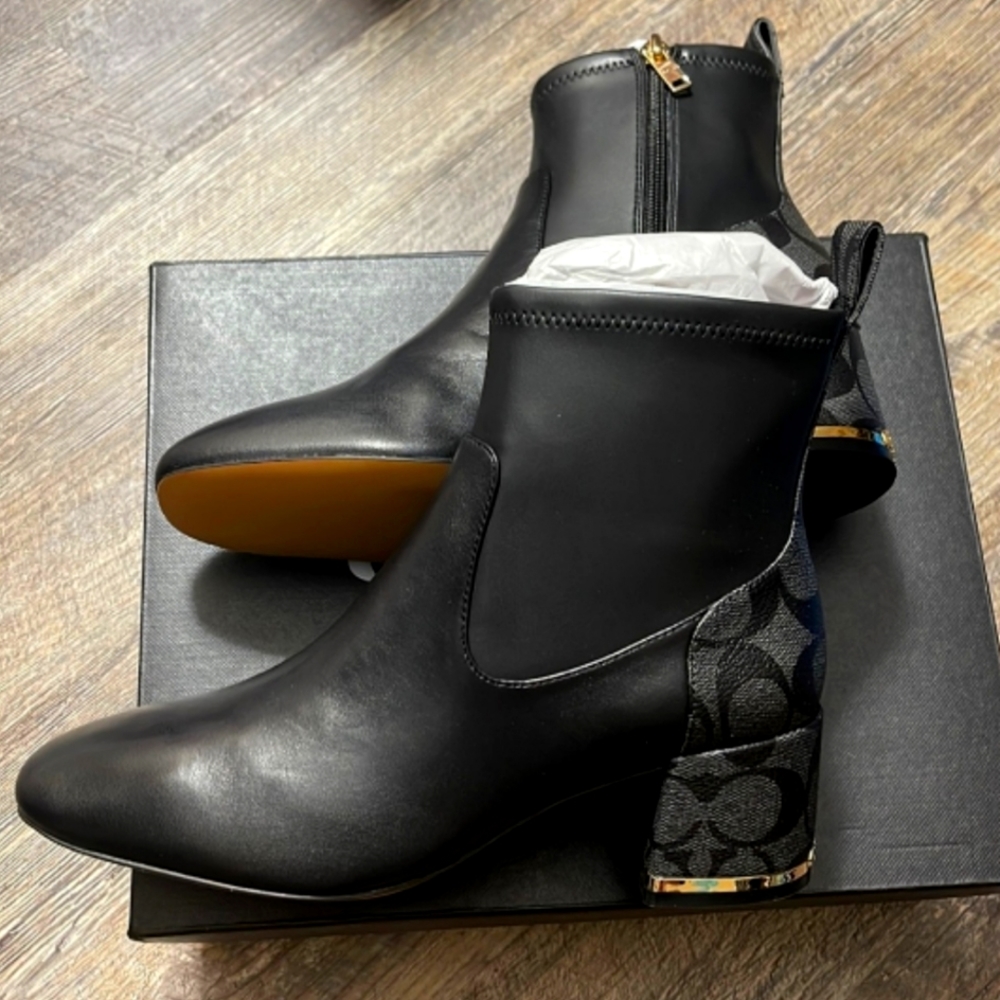 Coach Nala bootie